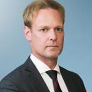 Kevin JONES (Partner at Faegre Drinker Biddle & Reath LLP)