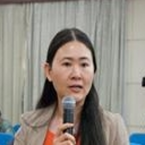 Yinghua Zhu (Deputy Division Director of Shanghai Administration of Foreign Expert Affairs)