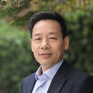 YANG LIN (创始合伙人 at 帮帮留学WELL STAY)