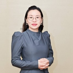 Caroline Zhou (Principal at IECL China)