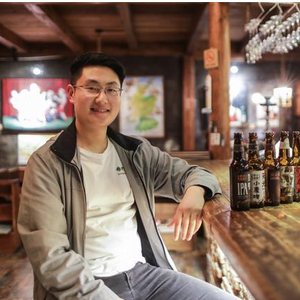 More Ding丁牧儿 (Founder of Bishan Village Brand)